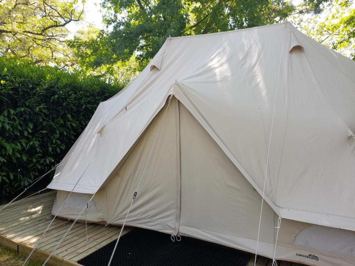 Camping Les Portes De Sancerre Saint-Satur ภายนอก รูปภาพ